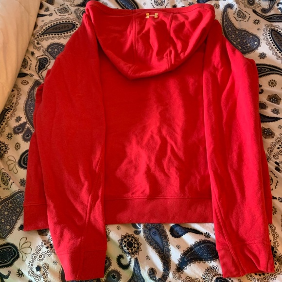 UA Long sleeve sweatshirt, new condition. - Picture 2 of 3